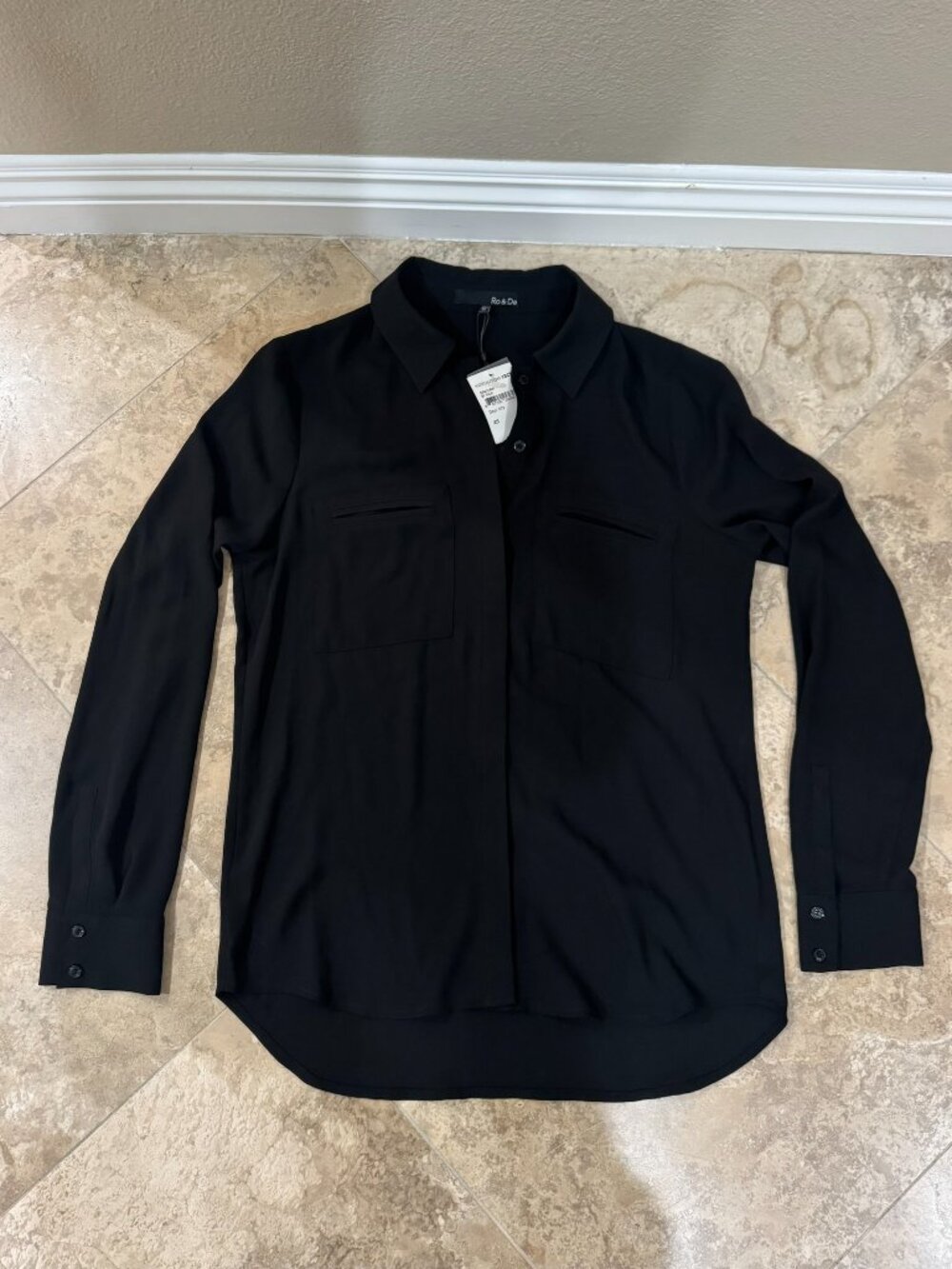 New Ro & De Black Slit Pocket Button-Down Up Blouse Shirt Top Women's XS NWT